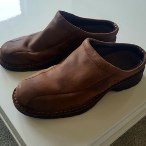 UGG Clogs